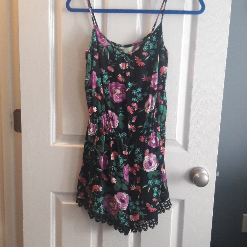 Flower romper! Never worn!